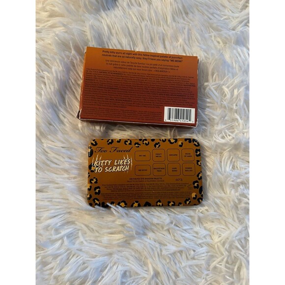 New Too Faced Kitty Likes To Scratch On the fly eye shadow palette - Picture 2 of 2